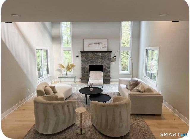 21 Walker Lane, Weston, CT 06883