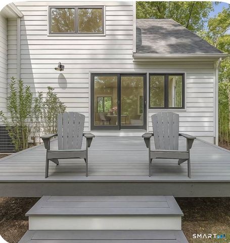 21 Walker Lane, Weston, CT 06883