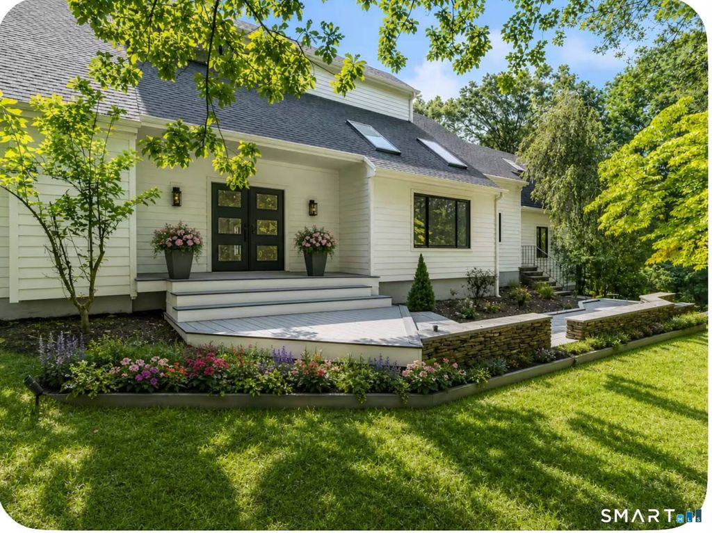 21 Walker Lane, Weston, CT 06883