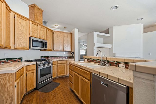 5117 Countryvale Dr, Salida, CA 95368