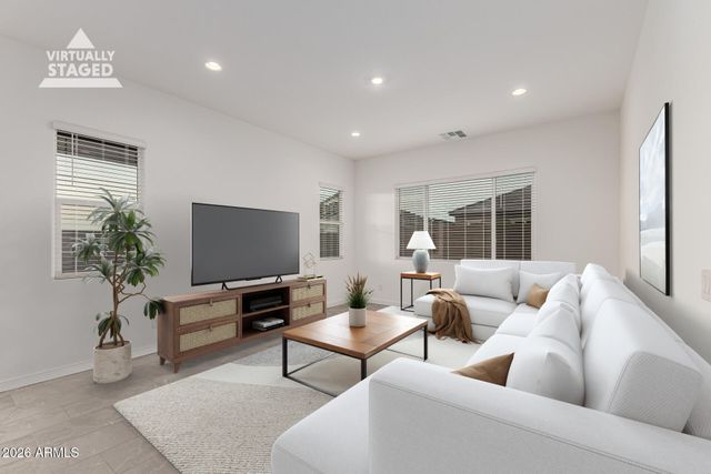 9646 W FLOWER Street, Phoenix, AZ 85037