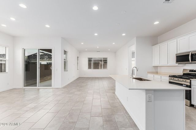 9646 W FLOWER Street, Phoenix, AZ 85037