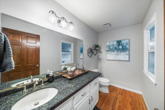19396 Natalie Way, Redding, CA 96003
