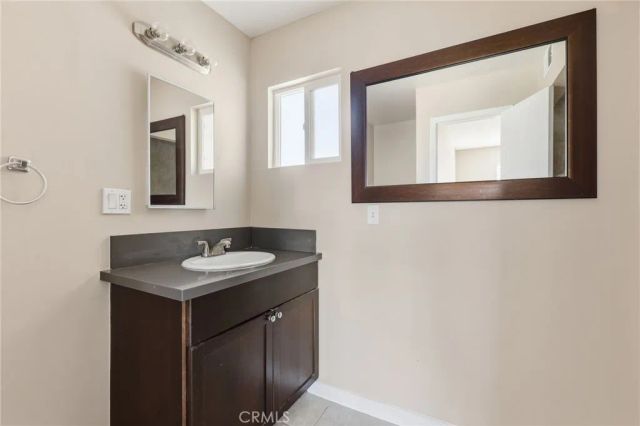 28047 Ermine, Canyon Country, CA 91351