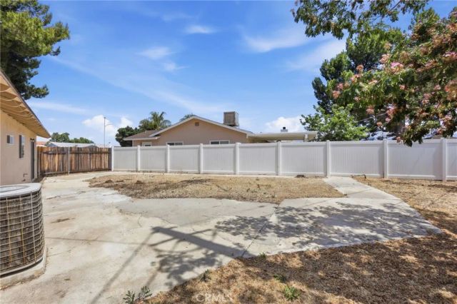 28047 Ermine, Canyon Country, CA 91351