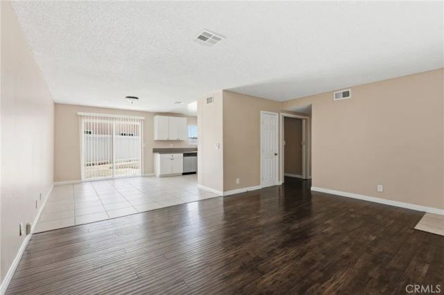28047 Ermine, Canyon Country, CA 91351