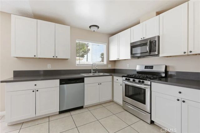 28047 Ermine, Canyon Country, CA 91351