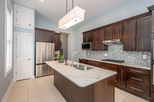 2656 Bellevue Avenue, Cincinnati, OH 45219