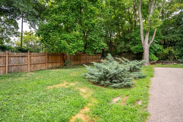 2656 Bellevue Avenue, Cincinnati, OH 45219