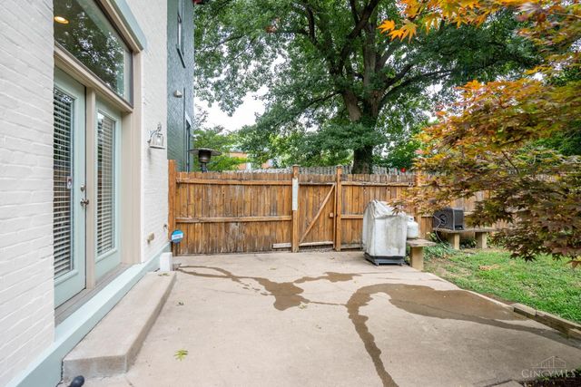 2656 Bellevue Avenue, Cincinnati, OH 45219