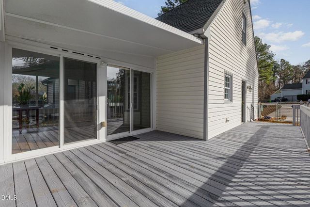 6213 River Bluff Court, Raleigh, NC 27604