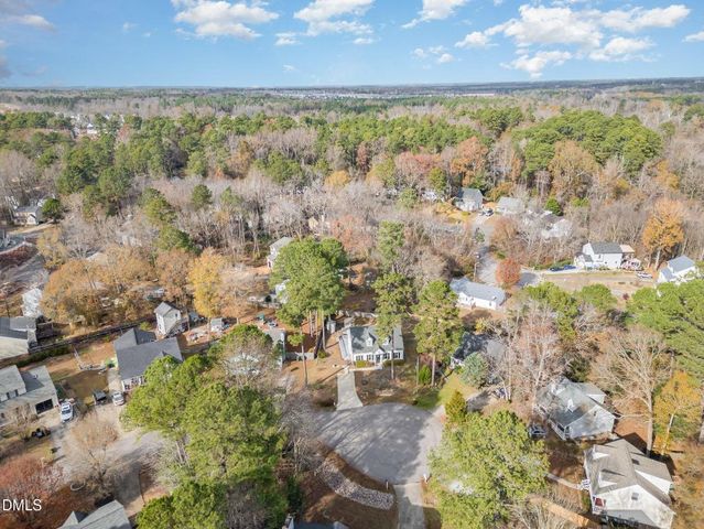 6213 River Bluff Court, Raleigh, NC 27604