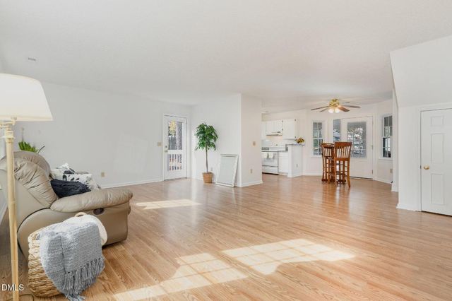 6213 River Bluff Court, Raleigh, NC 27604