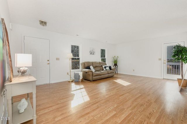 6213 River Bluff Court, Raleigh, NC 27604