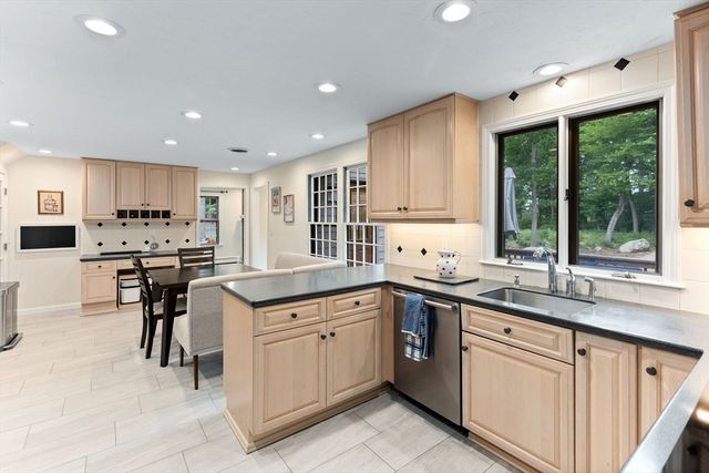 1 Montaup Road, Sharon, MA 02067