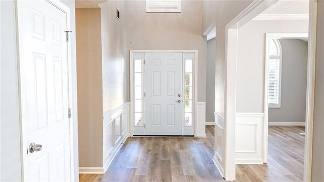 1195 Winthrope Chase Drive, Alpharetta, GA 30009