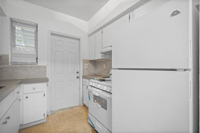 710 82nd St 4, Miami Beach, FL 33141