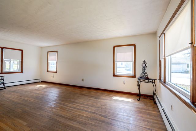 44 Sherwood Meadows, Pembroke, NH 03275