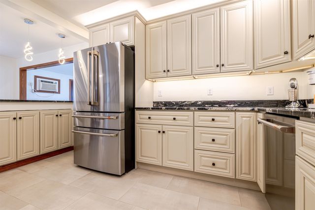 44 Sherwood Meadows, Pembroke, NH 03275