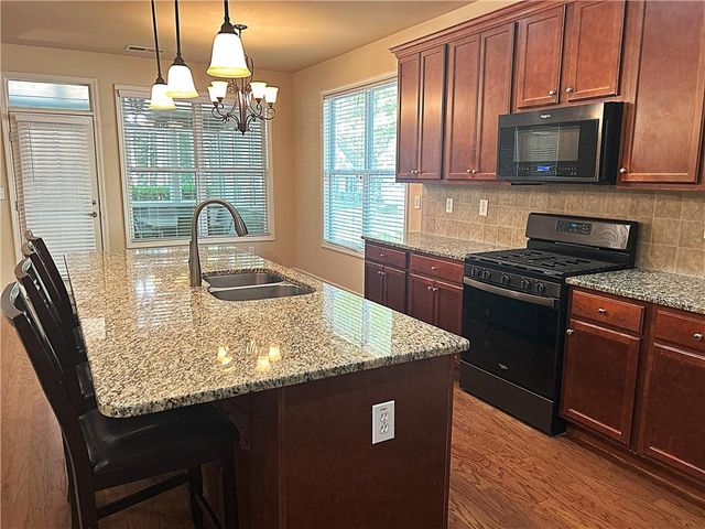 592 Hanover Drive, Villa Rica, GA 30180