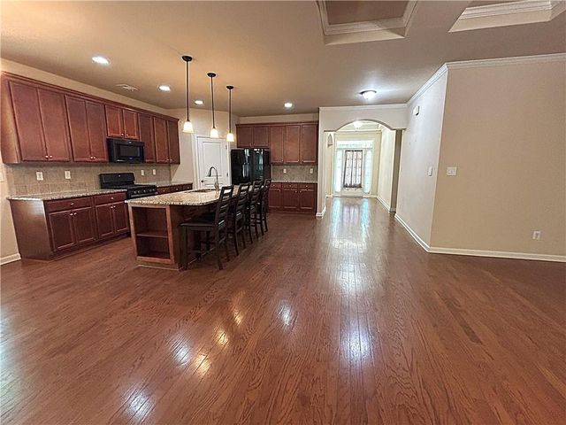 592 Hanover Drive, Villa Rica, GA 30180