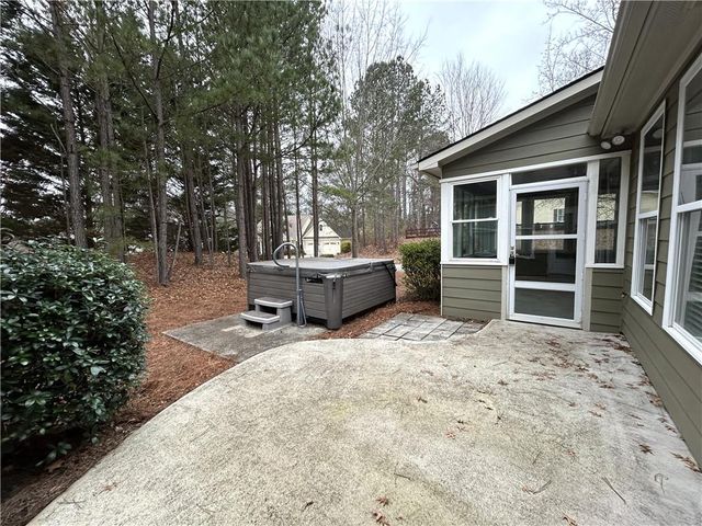 592 Hanover Drive, Villa Rica, GA 30180