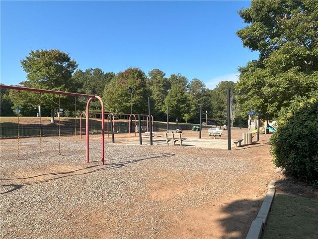 592 Hanover Drive, Villa Rica, GA 30180