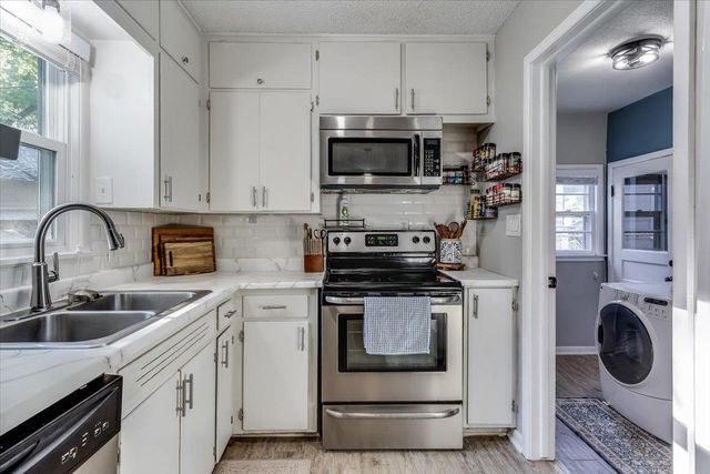 503 Eastview Dr, Mulvane, KS 67110