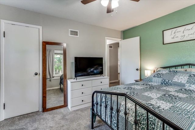 503 Eastview Dr, Mulvane, KS 67110
