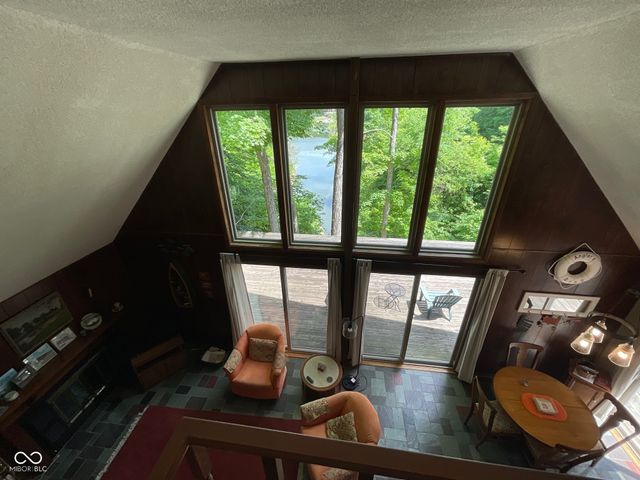 9558 E Keep Lane, Rockville, IN 47872