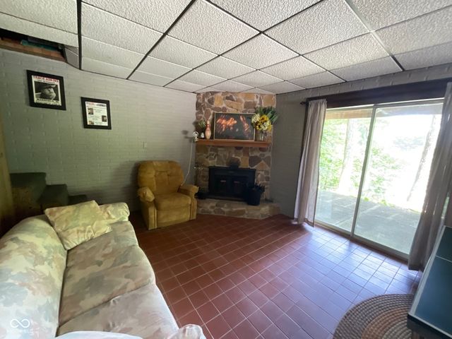 9558 E Keep Lane, Rockville, IN 47872