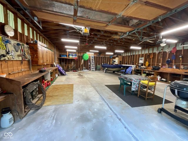 9558 E Keep Lane, Rockville, IN 47872