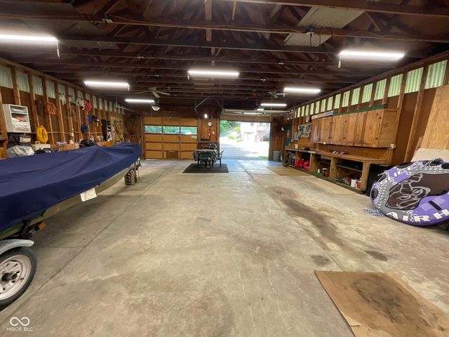 9558 E Keep Lane, Rockville, IN 47872
