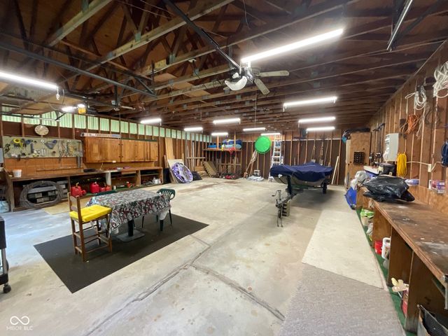 9558 E Keep Lane, Rockville, IN 47872