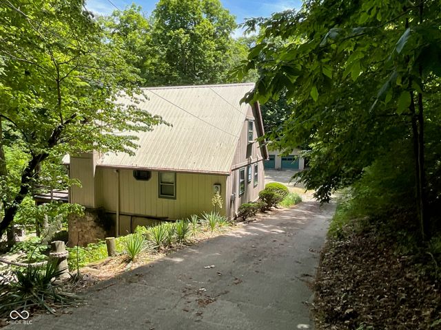 9558 E Keep Lane, Rockville, IN 47872