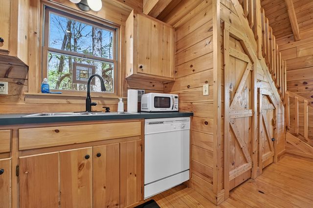 305 Kimbolton Drive, Morganton, GA 30560