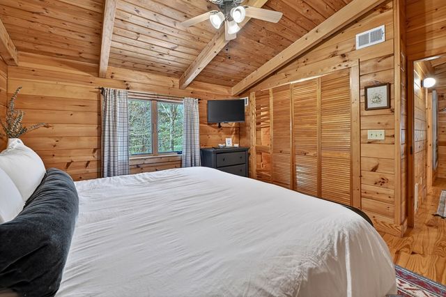 305 Kimbolton Drive, Morganton, GA 30560