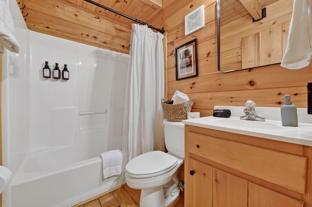 305 Kimbolton Drive, Morganton, GA 30560