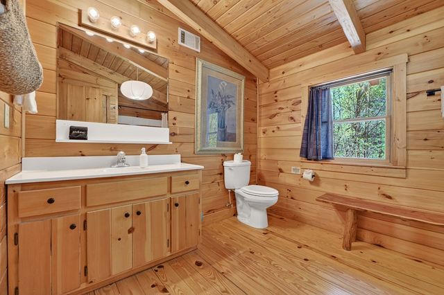 305 Kimbolton Drive, Morganton, GA 30560