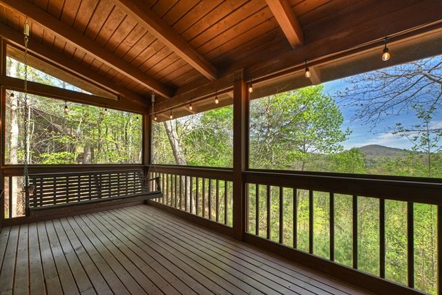 305 Kimbolton Drive, Morganton, GA 30560