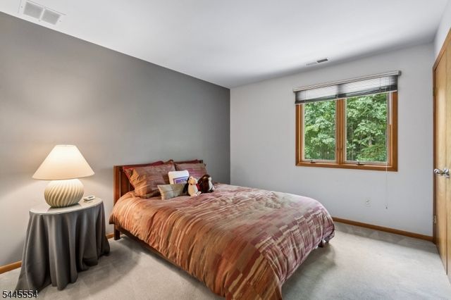 15 Sweetwood Dr, Randolph Twp., NJ 07869