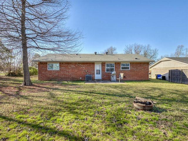705 Willis Street, Noble, OK 73068
