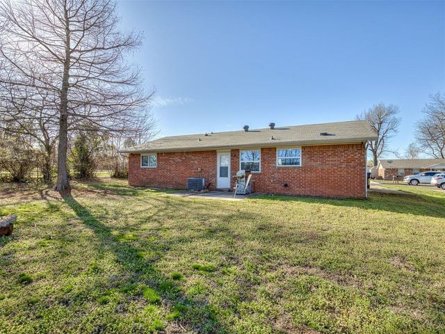 705 Willis Street, Noble, OK 73068