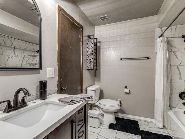 705 Willis Street, Noble, OK 73068