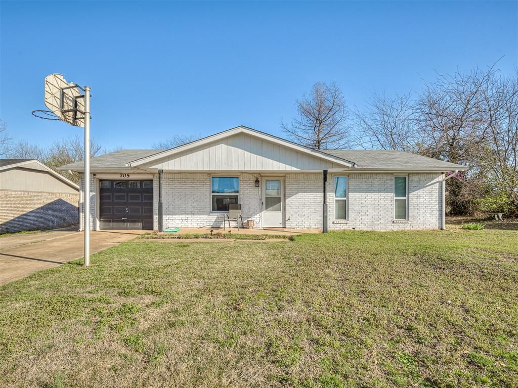 705 Willis Street, Noble, OK 73068