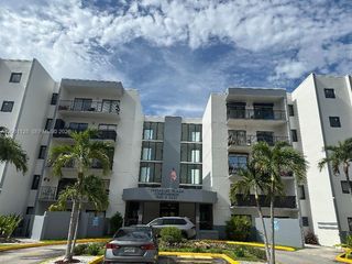 1820 W 53rd Street 518, Hialeah, FL 33012