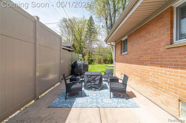 937 Allen Drive, Northville, MI 48167