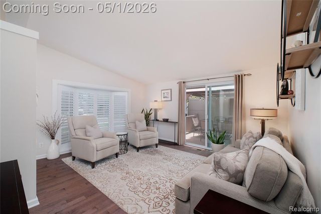 937 Allen Drive, Northville, MI 48167