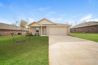 9108 SW 20th Street, Mustang, OK 73128