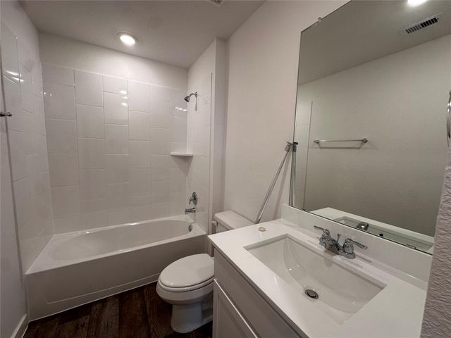 1543 Cinque Terre Way, Richmond, TX 77406